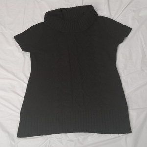 No Boundaries- Cowl & Turtlenecks no Sleeves Black Colour XL